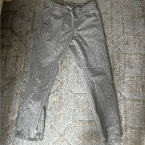 Men’s striped pants with elastic waist